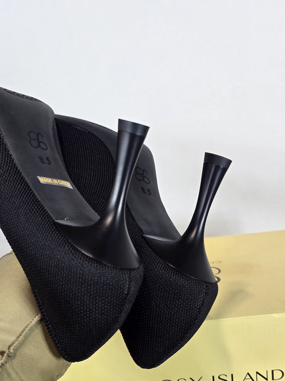 Cosy Island Classic Black Pointed Toe Pumps with Bow Detail Size 8.5 - Picture 16 of 16
